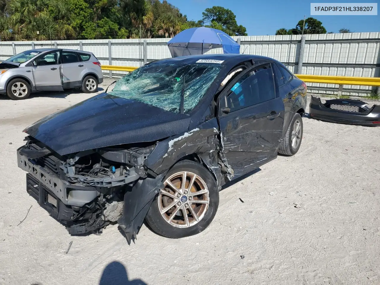1FADP3F21HL338207 2017 Ford Focus Se