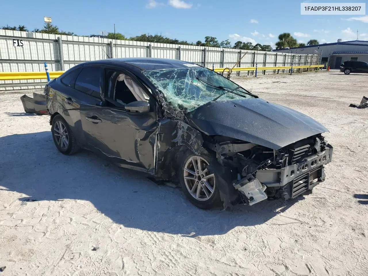1FADP3F21HL338207 2017 Ford Focus Se
