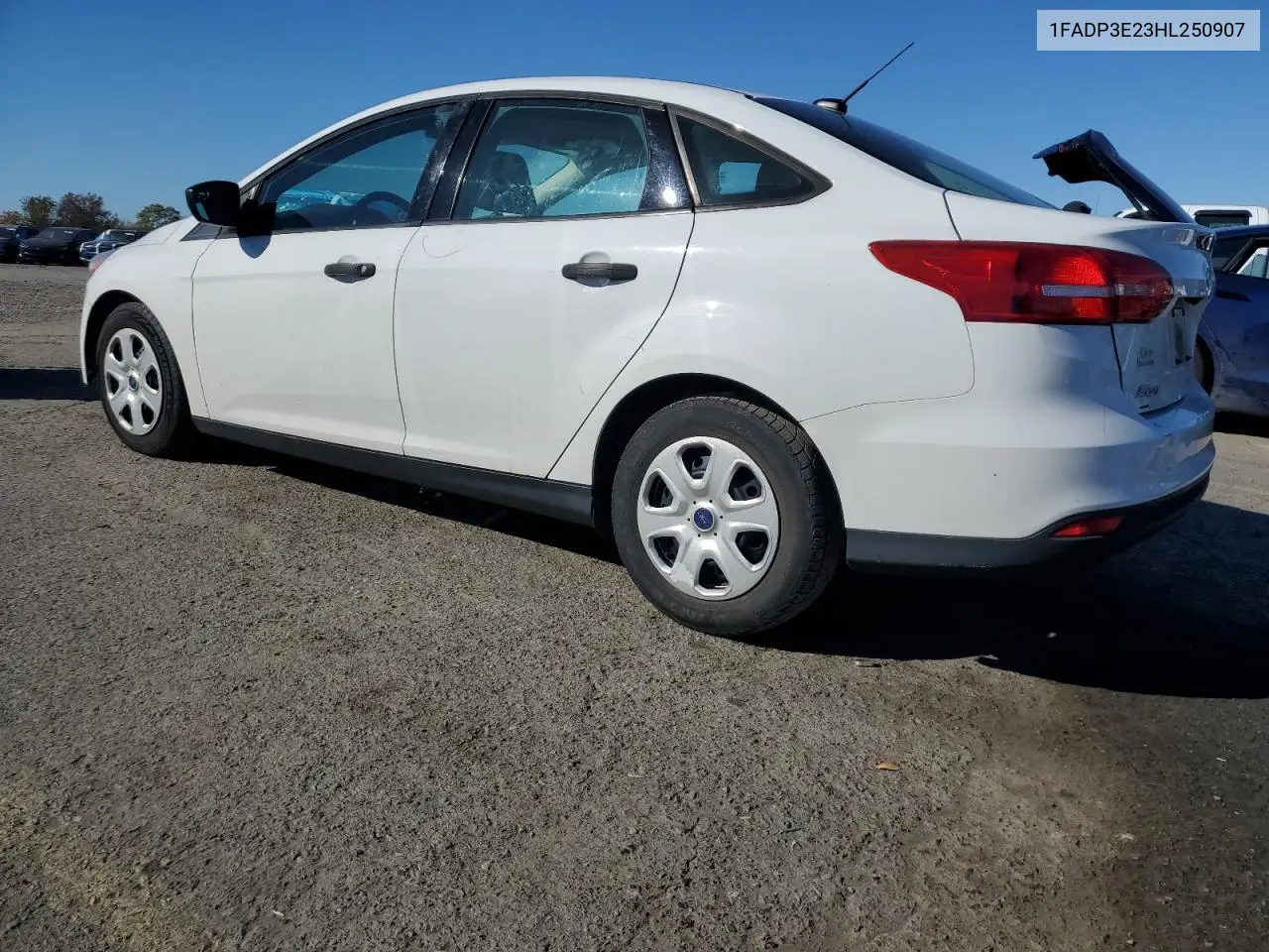 1FADP3E23HL250907 2017 Ford Focus S