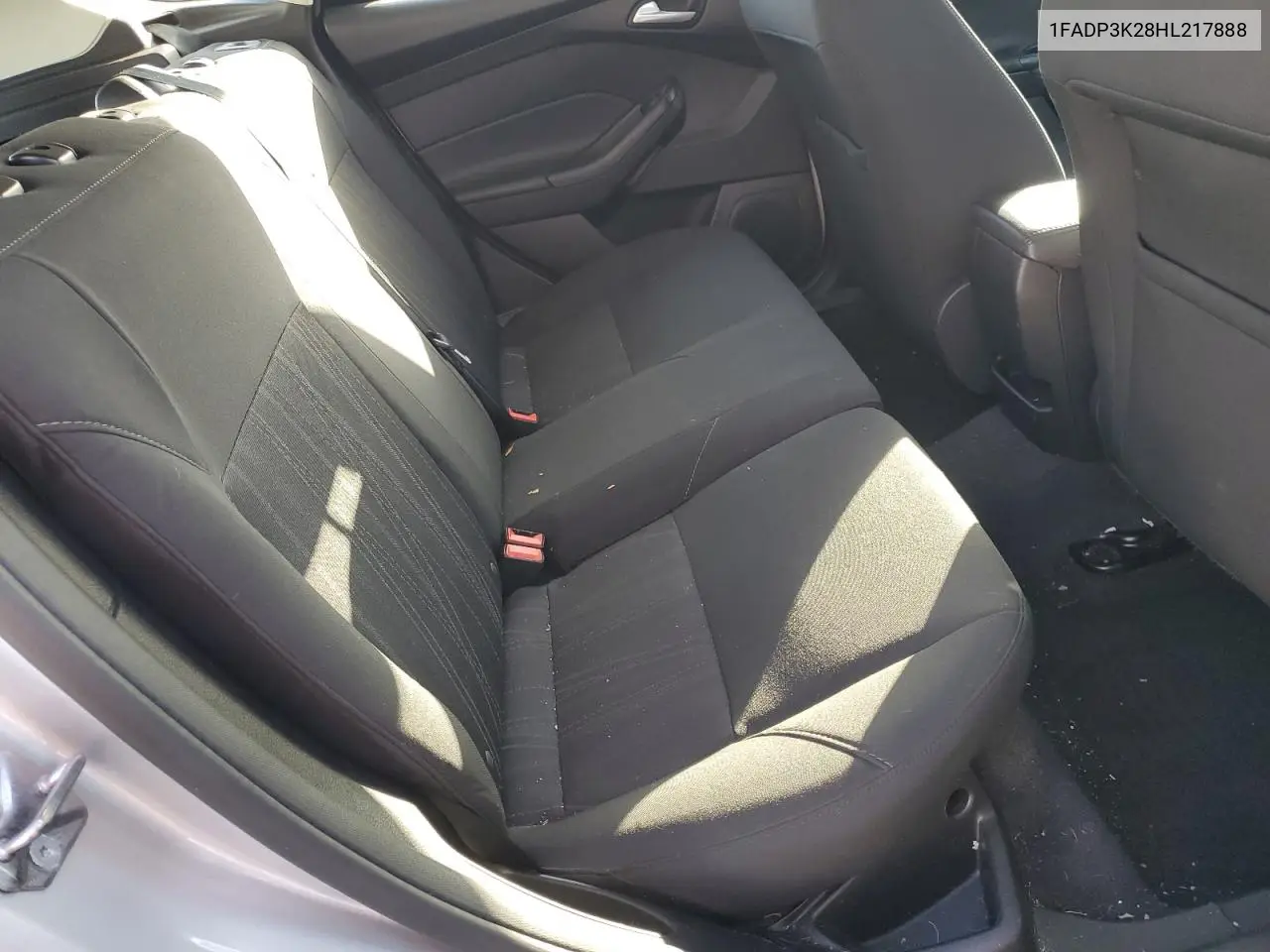 1FADP3K28HL217888 2017 Ford Focus Se
