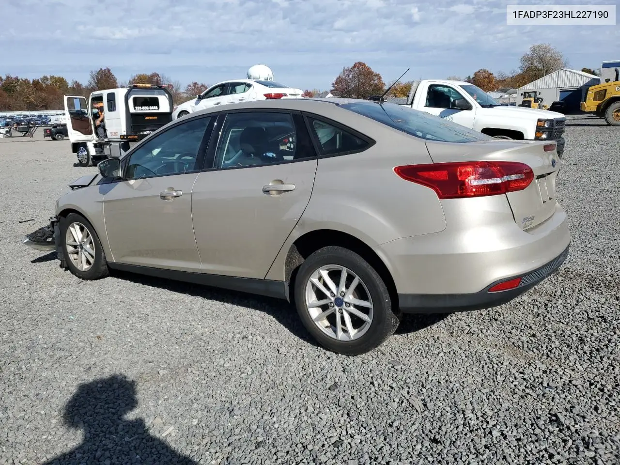 1FADP3F23HL227190 2017 Ford Focus Se