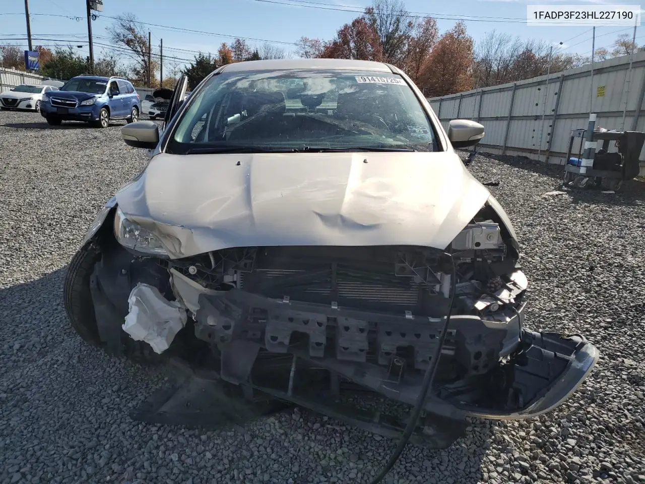 1FADP3F23HL227190 2017 Ford Focus Se