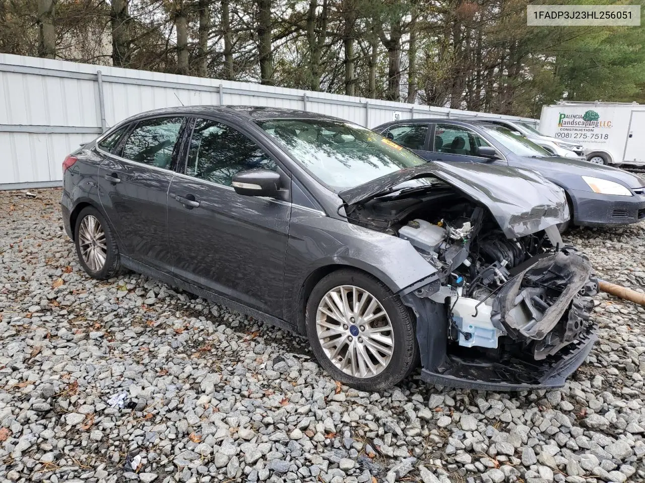 1FADP3J23HL256051 2017 Ford Focus Titanium