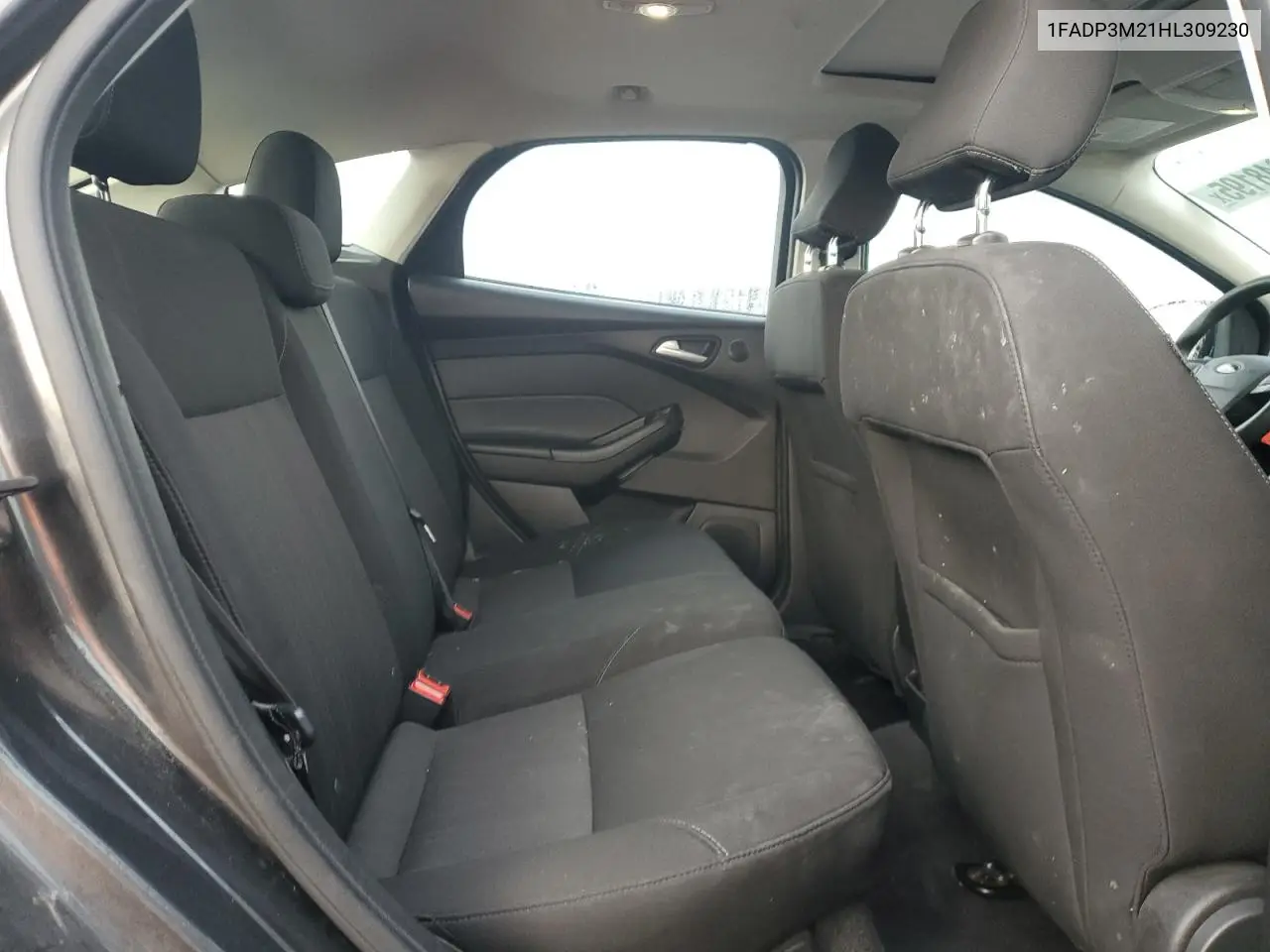 1FADP3M21HL309230 2017 Ford Focus Sel
