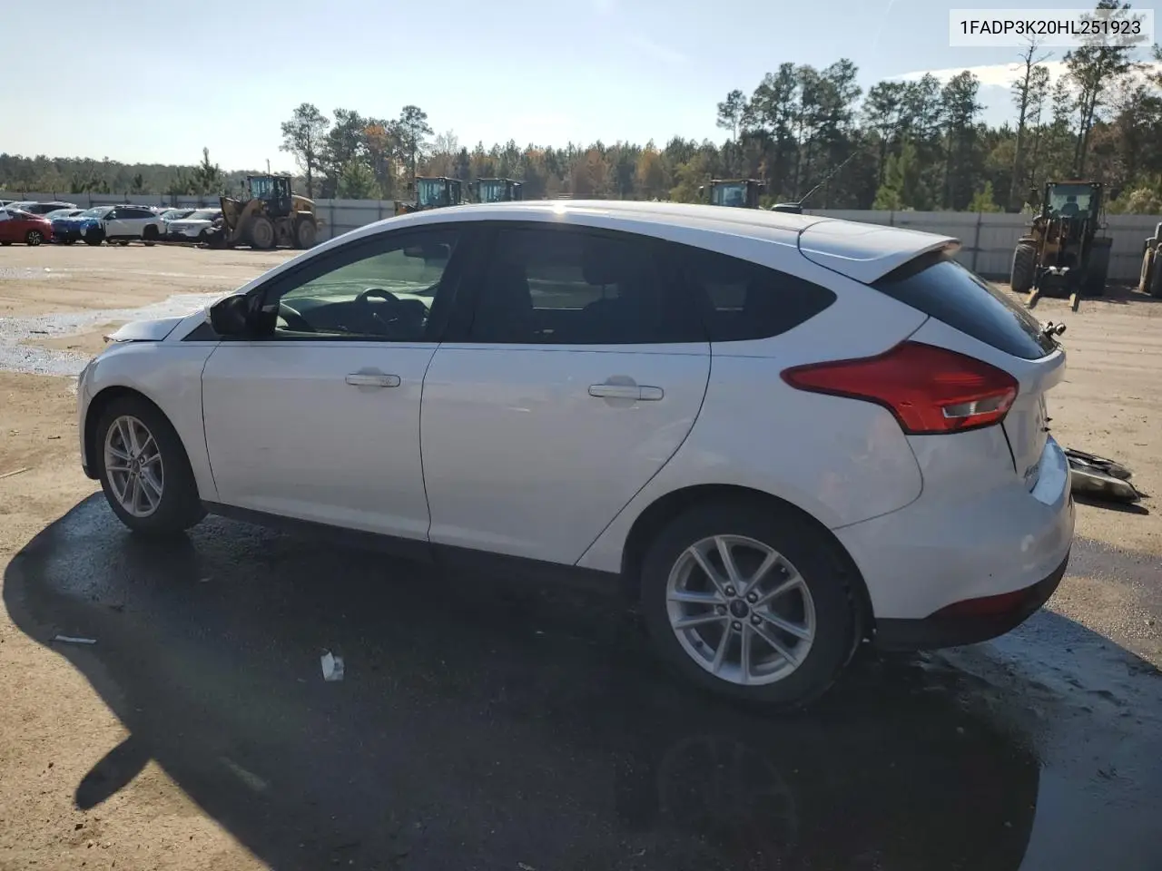 1FADP3K20HL251923 2017 Ford Focus Se