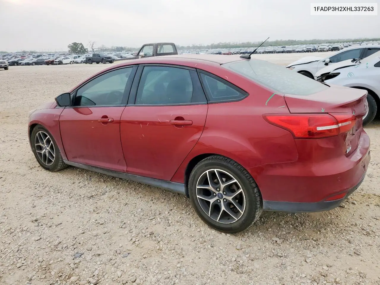 1FADP3H2XHL337263 2017 Ford Focus Sel