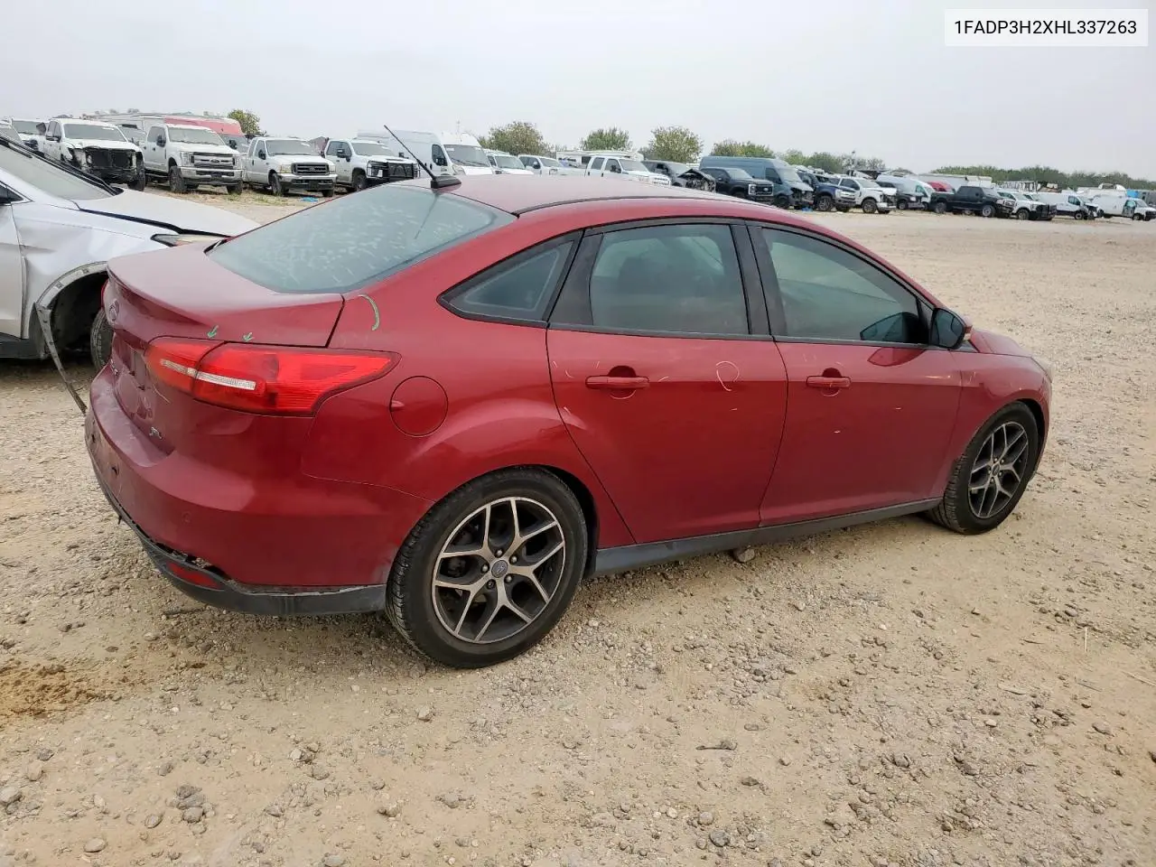 1FADP3H2XHL337263 2017 Ford Focus Sel
