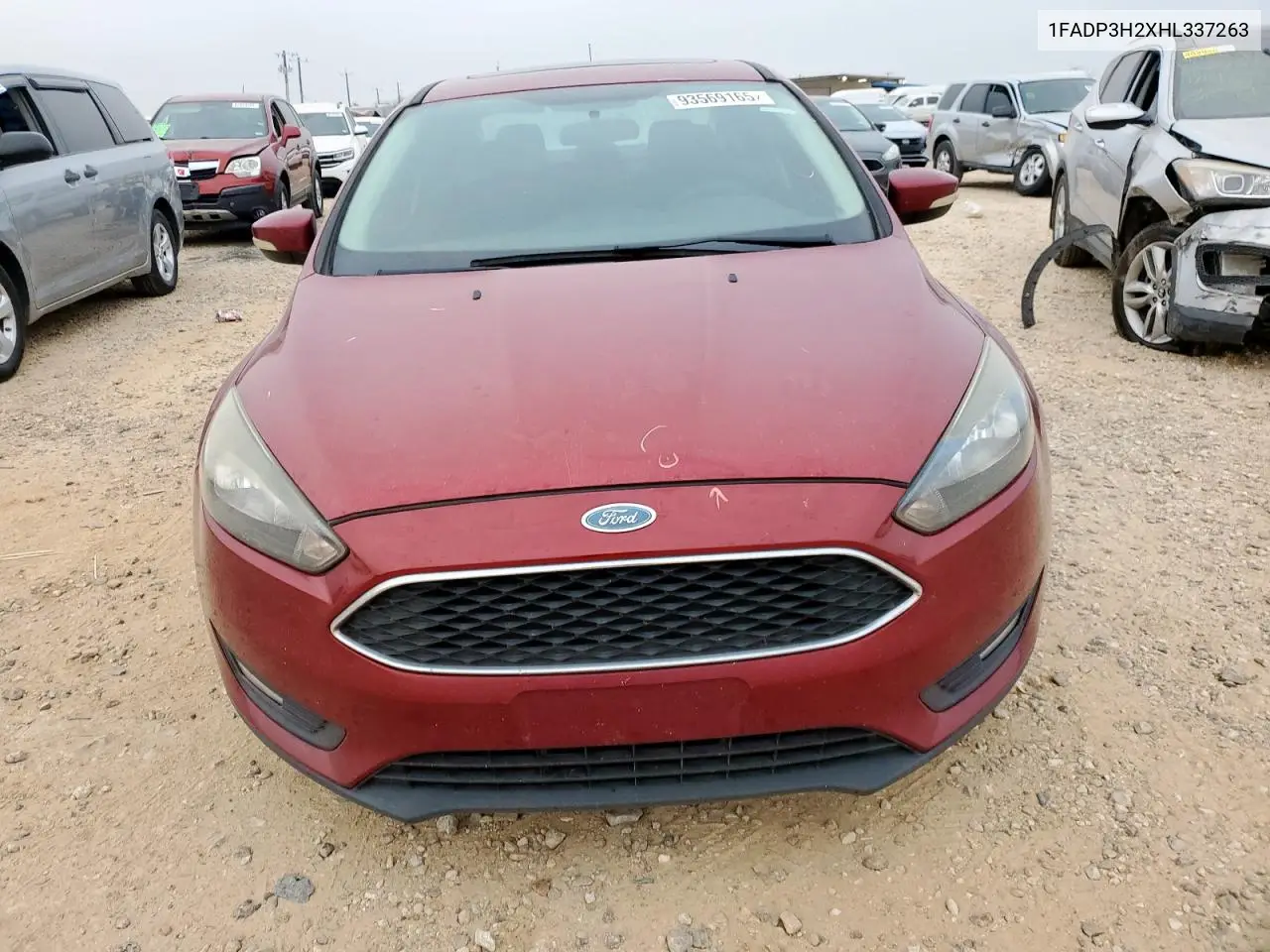 1FADP3H2XHL337263 2017 Ford Focus Sel
