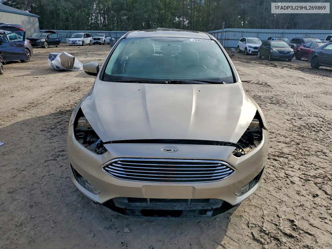 1FADP3J29HL269869 2017 Ford Focus Titanium