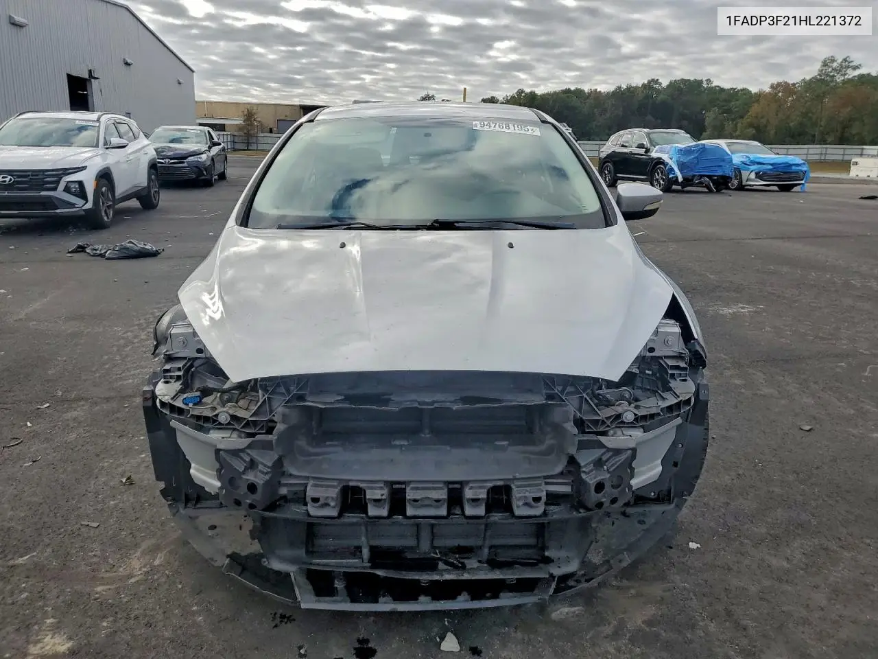 1FADP3F21HL221372 2017 Ford Focus Se