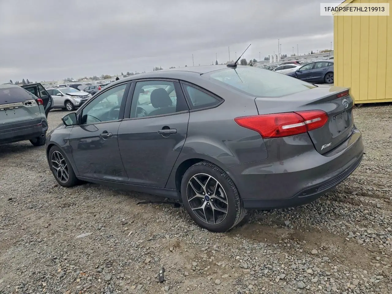 1FADP3FE7HL219913 2017 Ford Focus Se