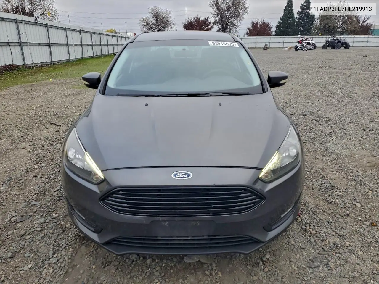1FADP3FE7HL219913 2017 Ford Focus Se