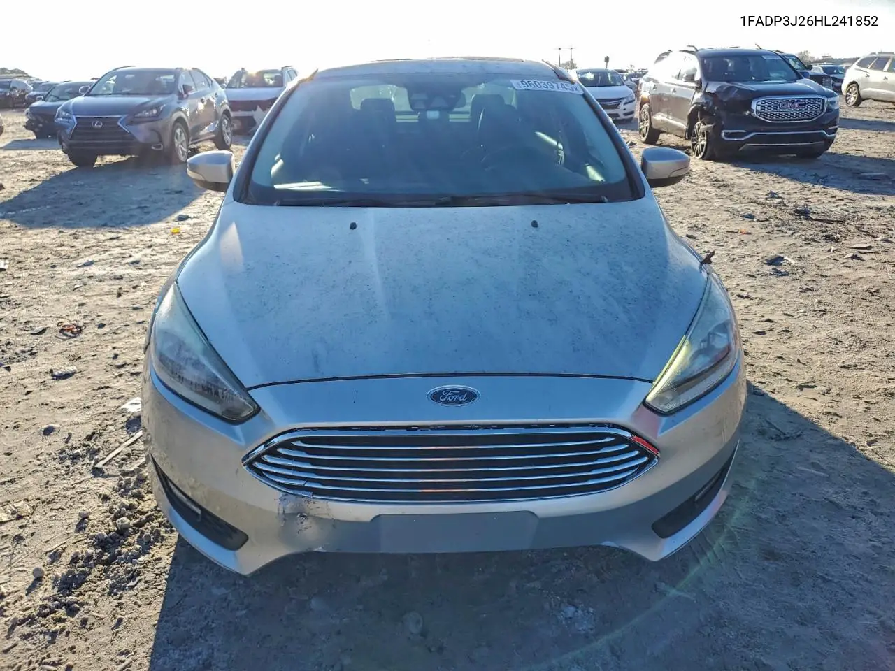 1FADP3J26HL241852 2017 Ford Focus Titanium