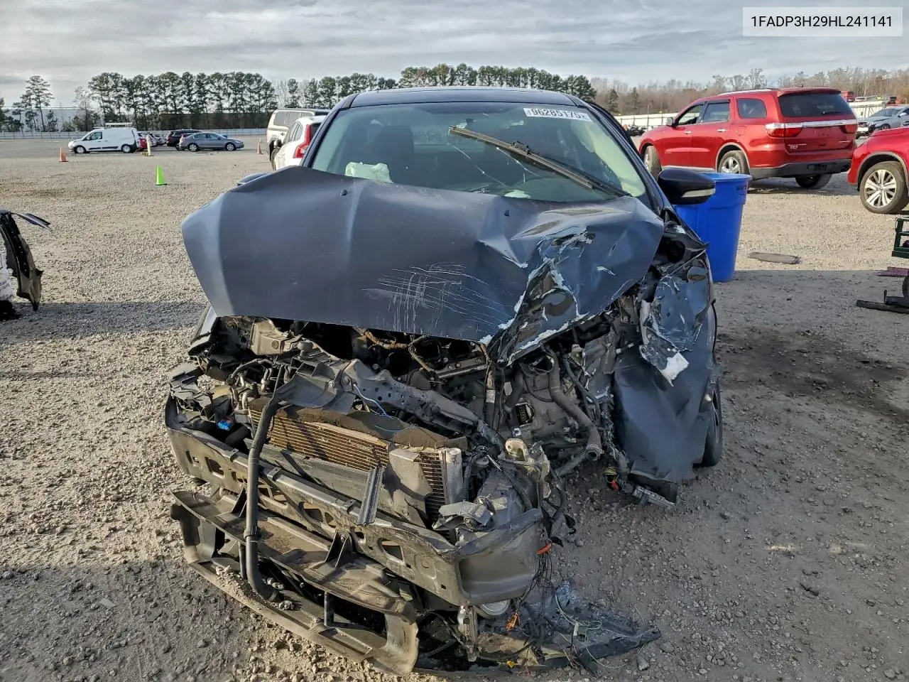 1FADP3H29HL241141 2017 Ford Focus Sel