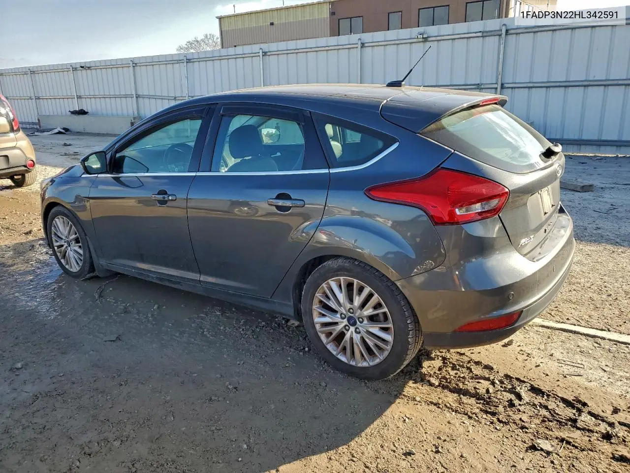 1FADP3N22HL342591 2017 Ford Focus Titanium