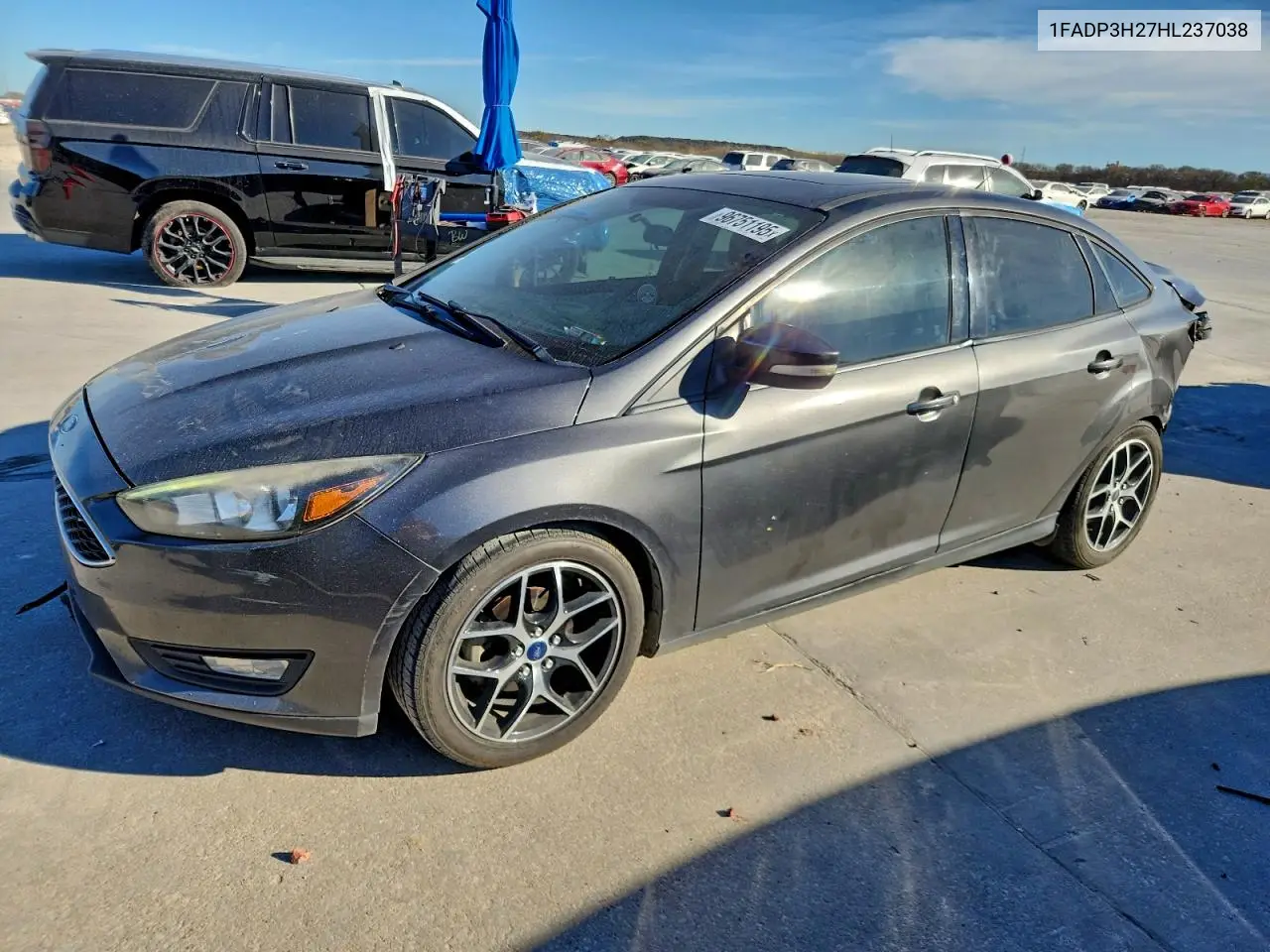 1FADP3H27HL237038 2017 Ford Focus Sel