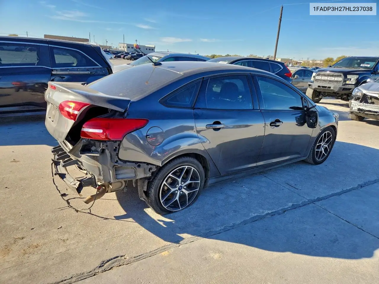 1FADP3H27HL237038 2017 Ford Focus Sel