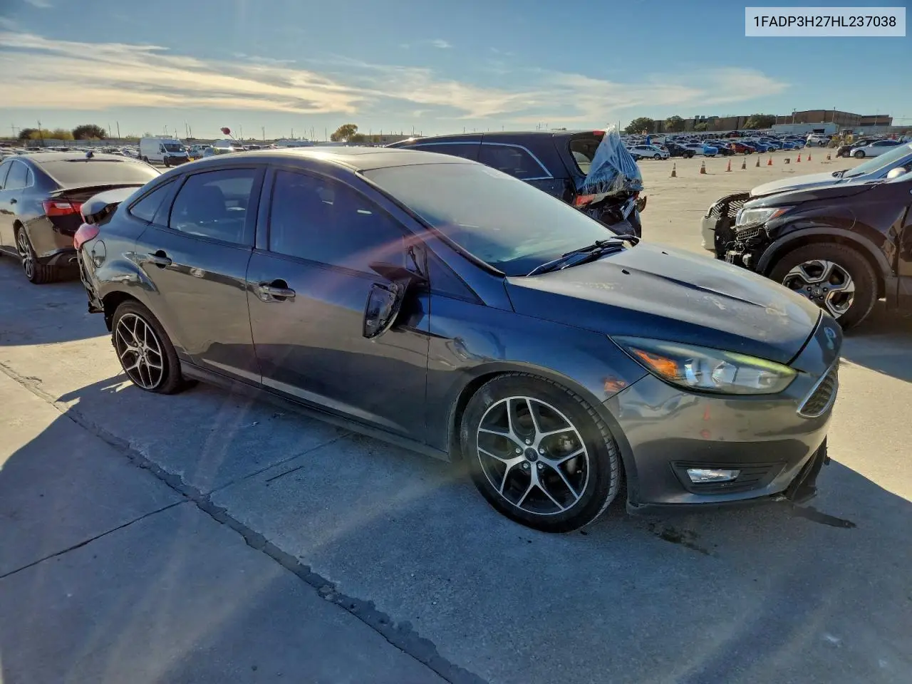 1FADP3H27HL237038 2017 Ford Focus Sel