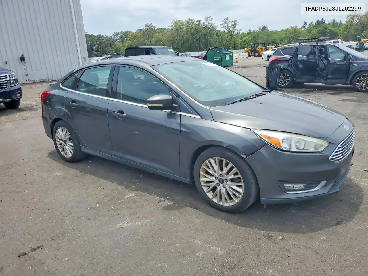 1FADP3J23JL202299 2018 Ford Focus Titanium