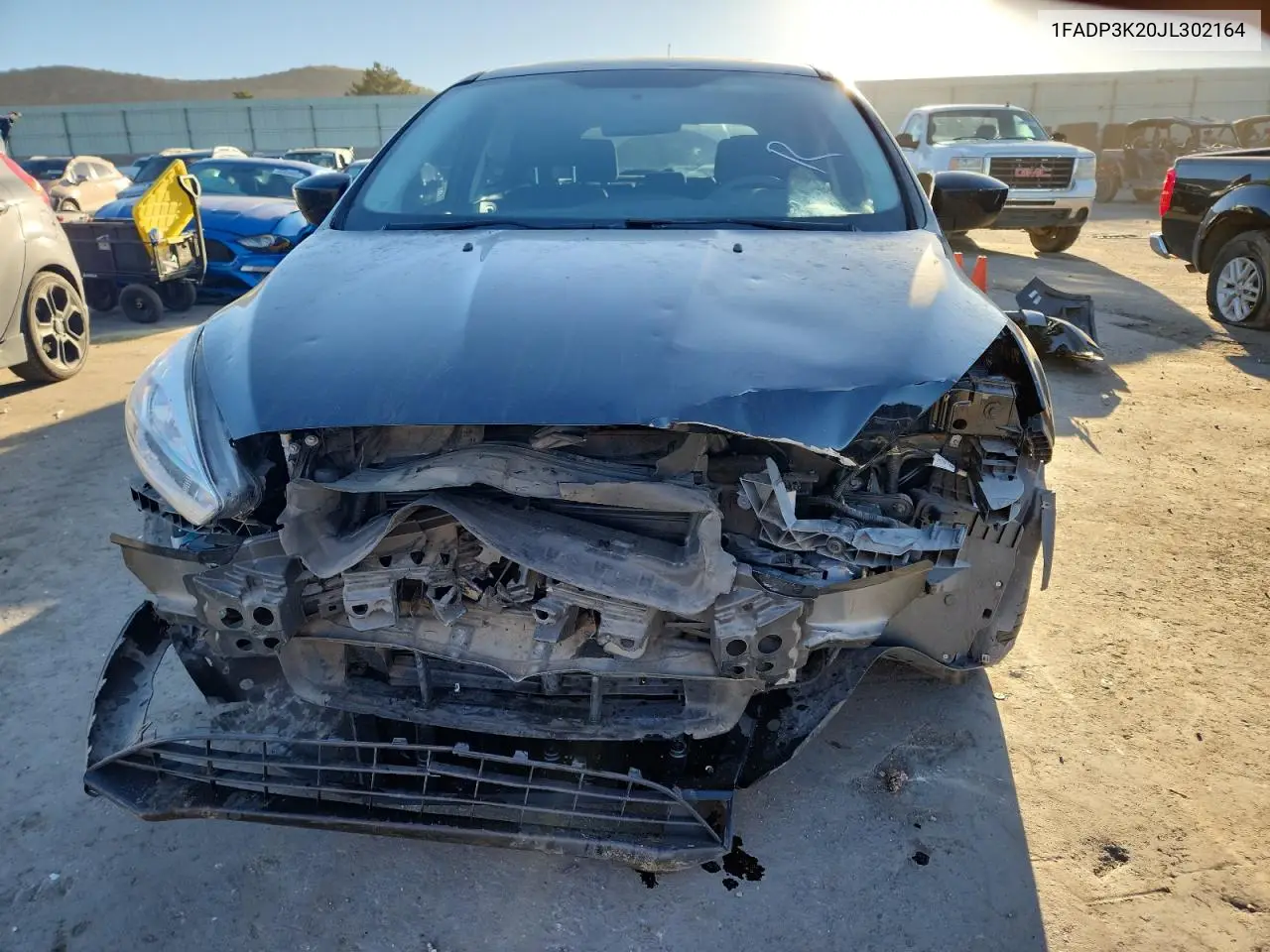 1FADP3K20JL302164 2018 Ford Focus Se