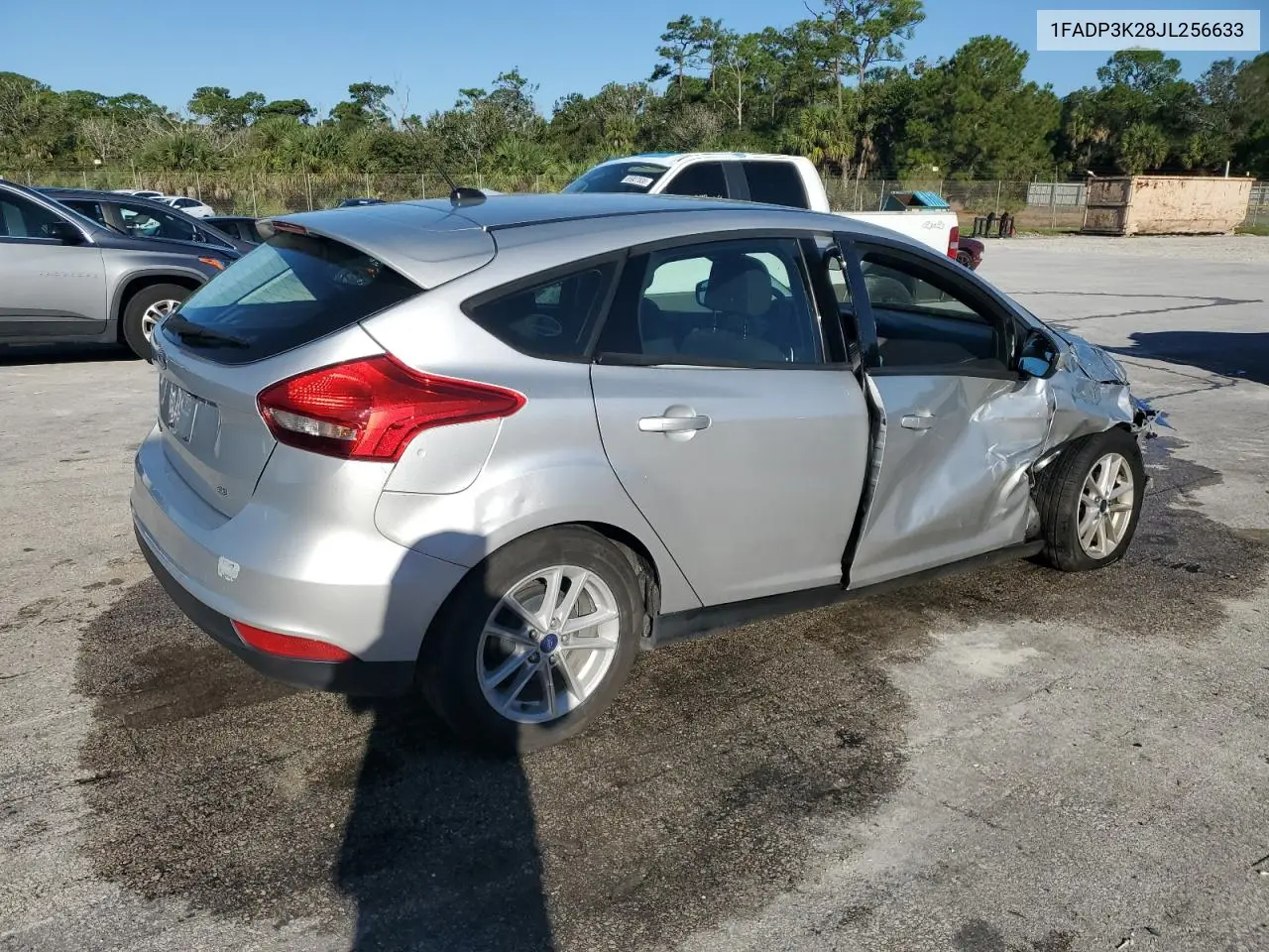 1FADP3K28JL256633 2018 Ford Focus Se