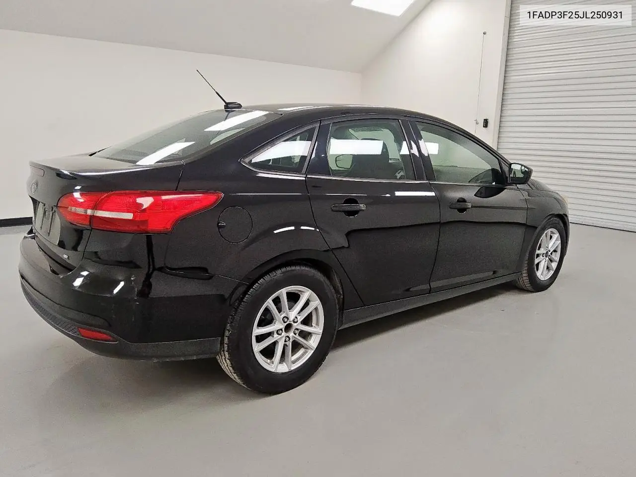 1FADP3F25JL250931 2018 Ford Focus Se