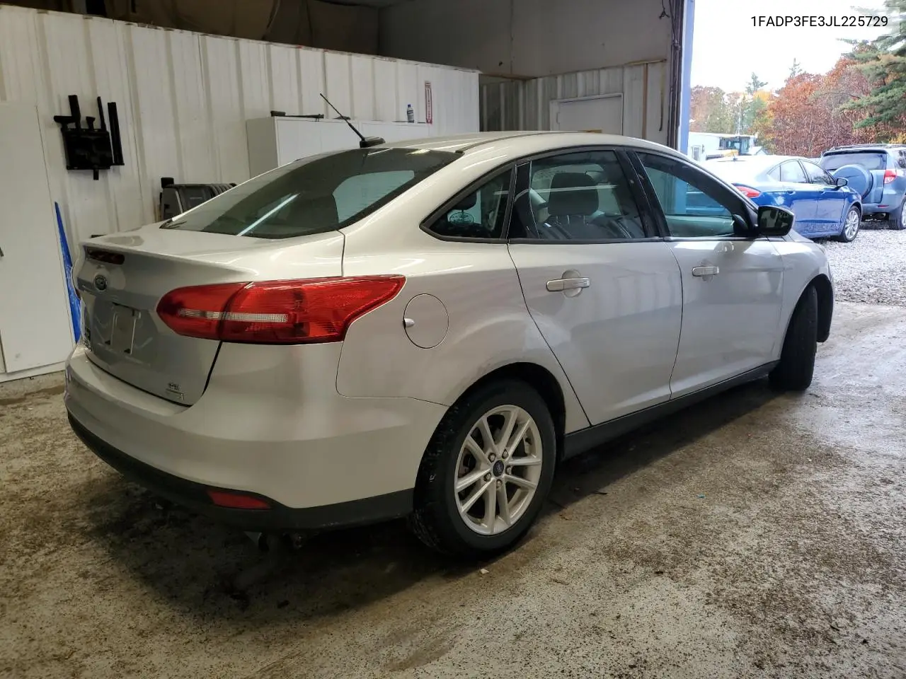 1FADP3FE3JL225729 2018 Ford Focus Se