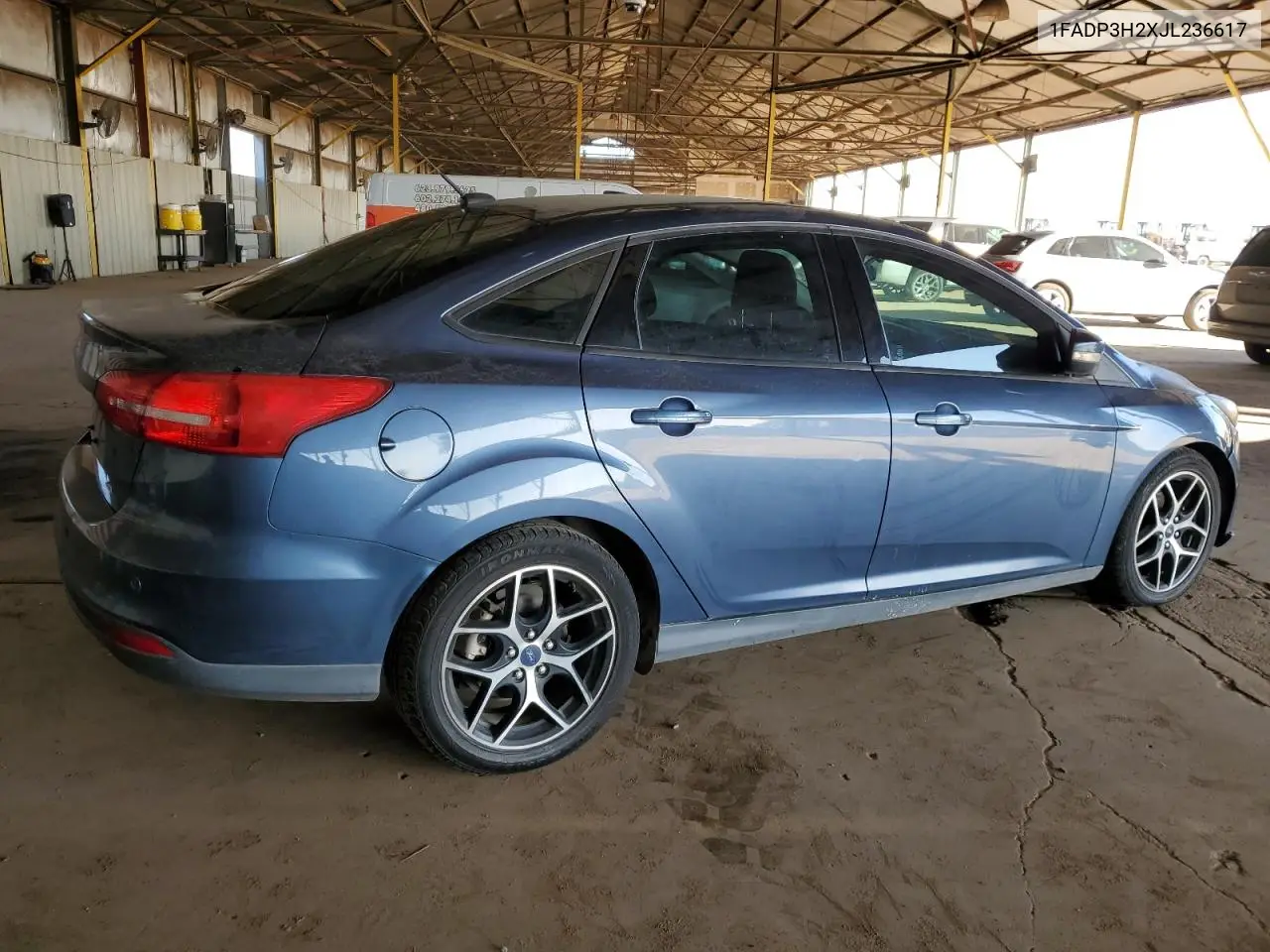 1FADP3H2XJL236617 2018 Ford Focus Sel