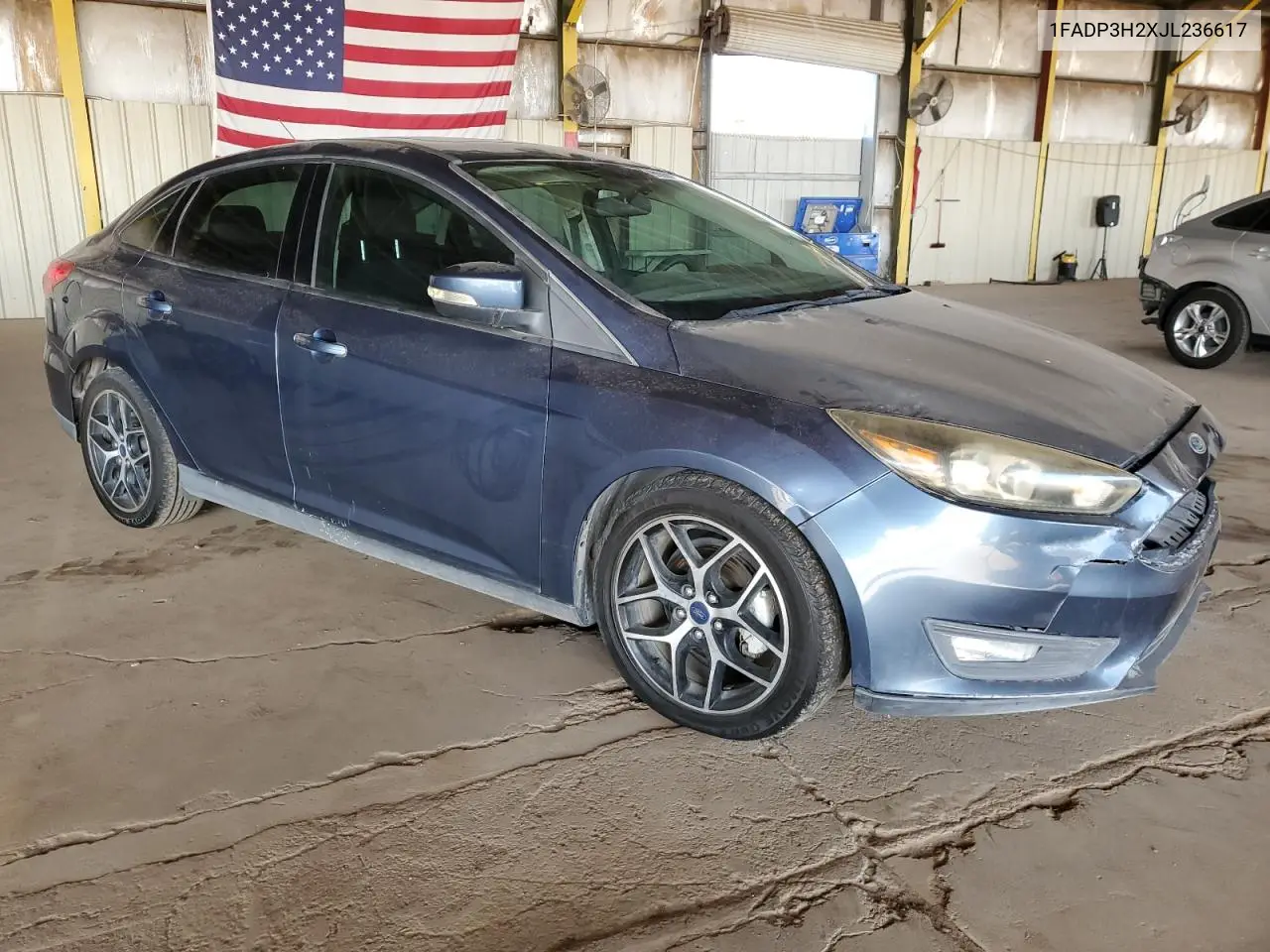 1FADP3H2XJL236617 2018 Ford Focus Sel