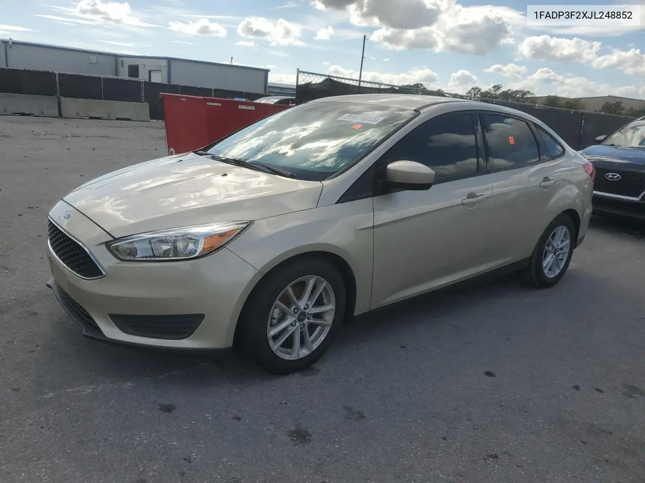 1FADP3F2XJL248852 2018 Ford Focus Se
