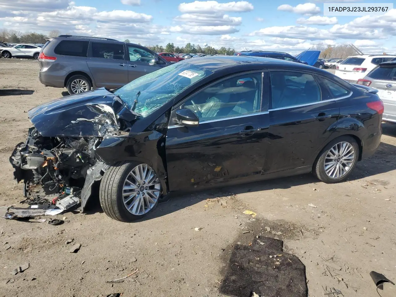 1FADP3J23JL293767 2018 Ford Focus Titanium