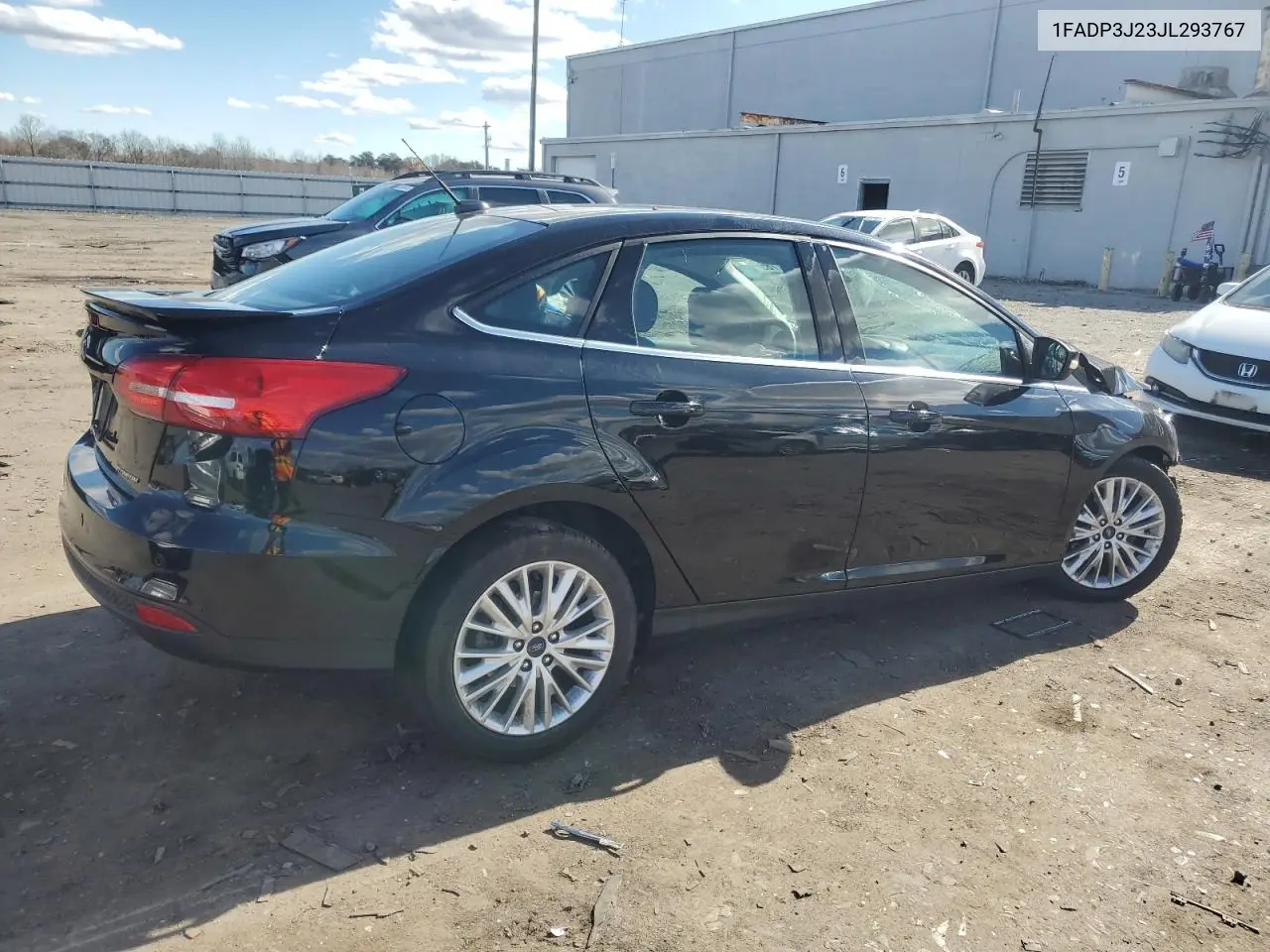 1FADP3J23JL293767 2018 Ford Focus Titanium