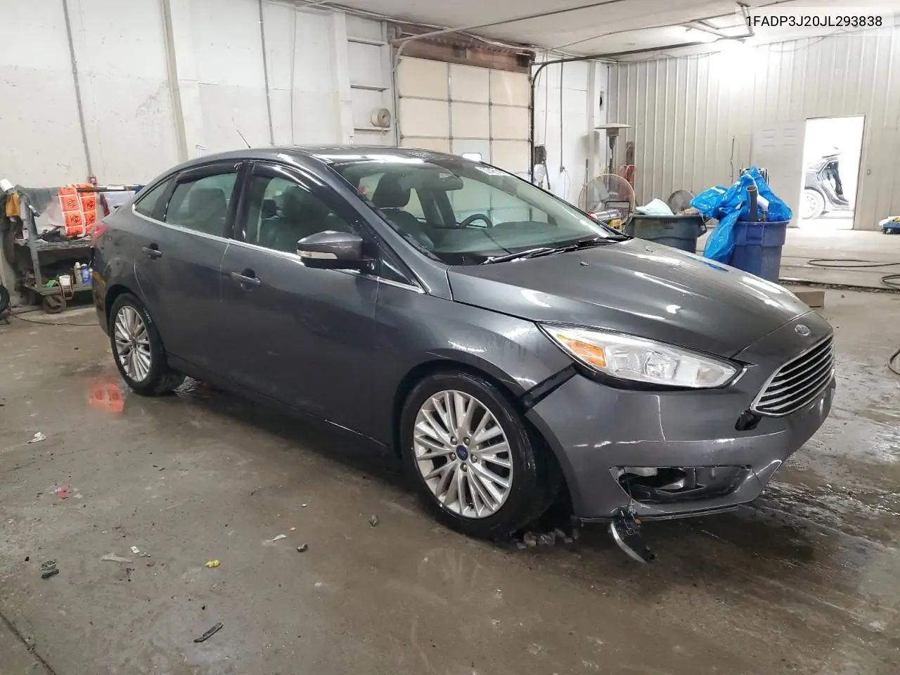 1FADP3J20JL293838 2018 Ford Focus Titanium