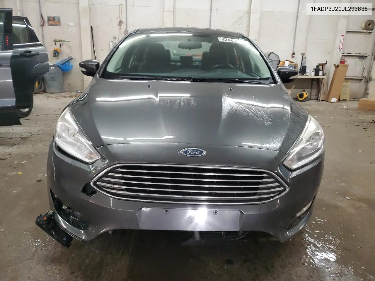 1FADP3J20JL293838 2018 Ford Focus Titanium