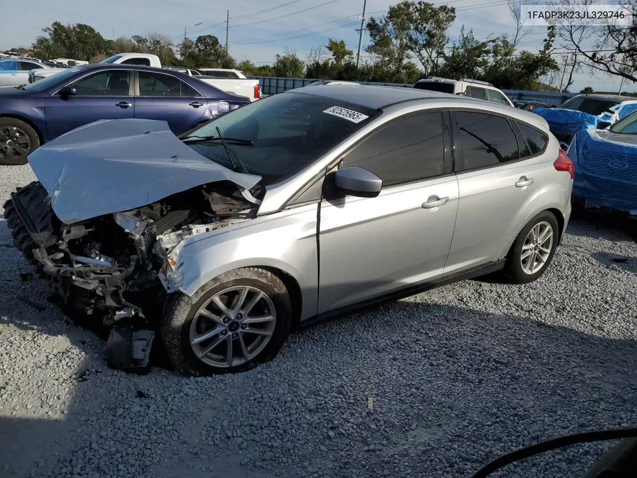 1FADP3K23JL329746 2018 Ford Focus Se