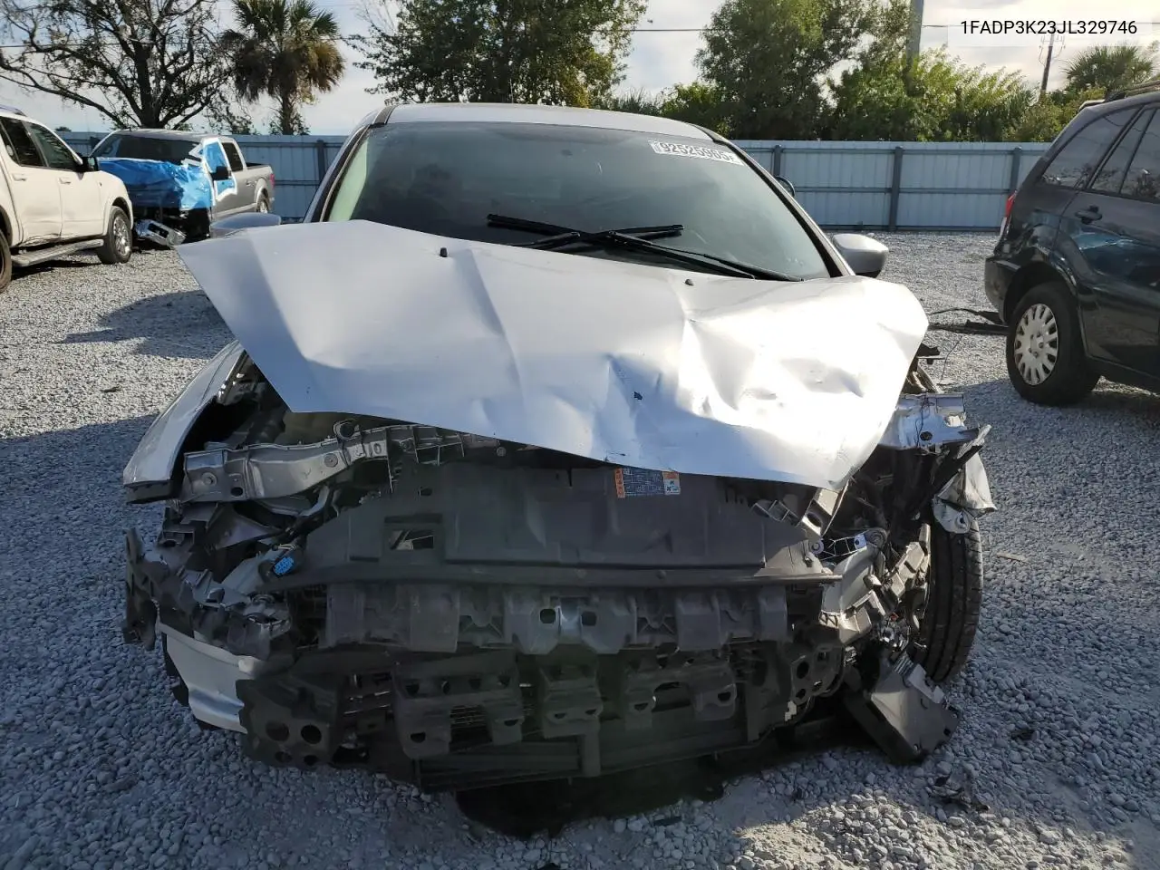 1FADP3K23JL329746 2018 Ford Focus Se