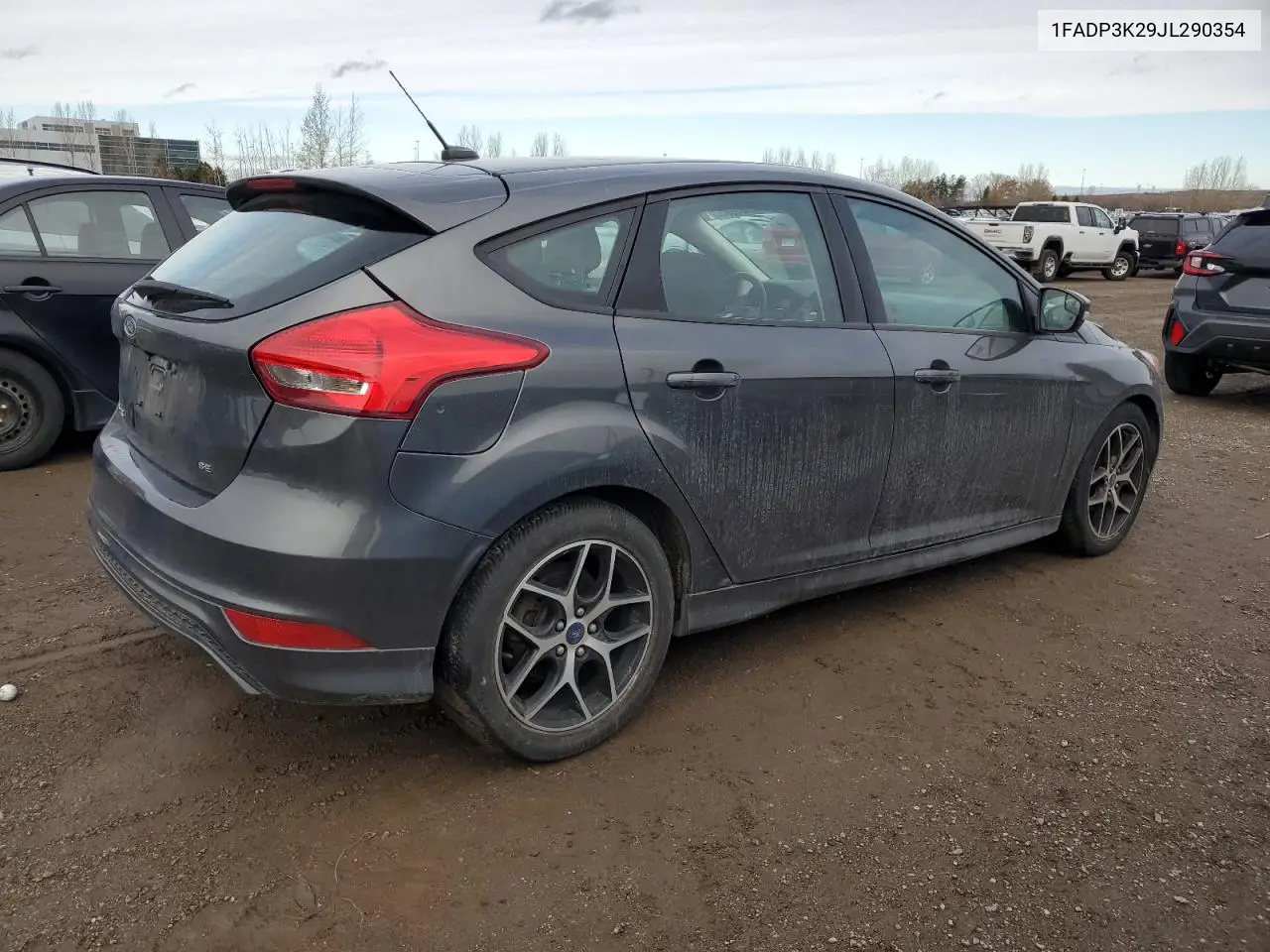 1FADP3K29JL290354 2018 Ford Focus Se