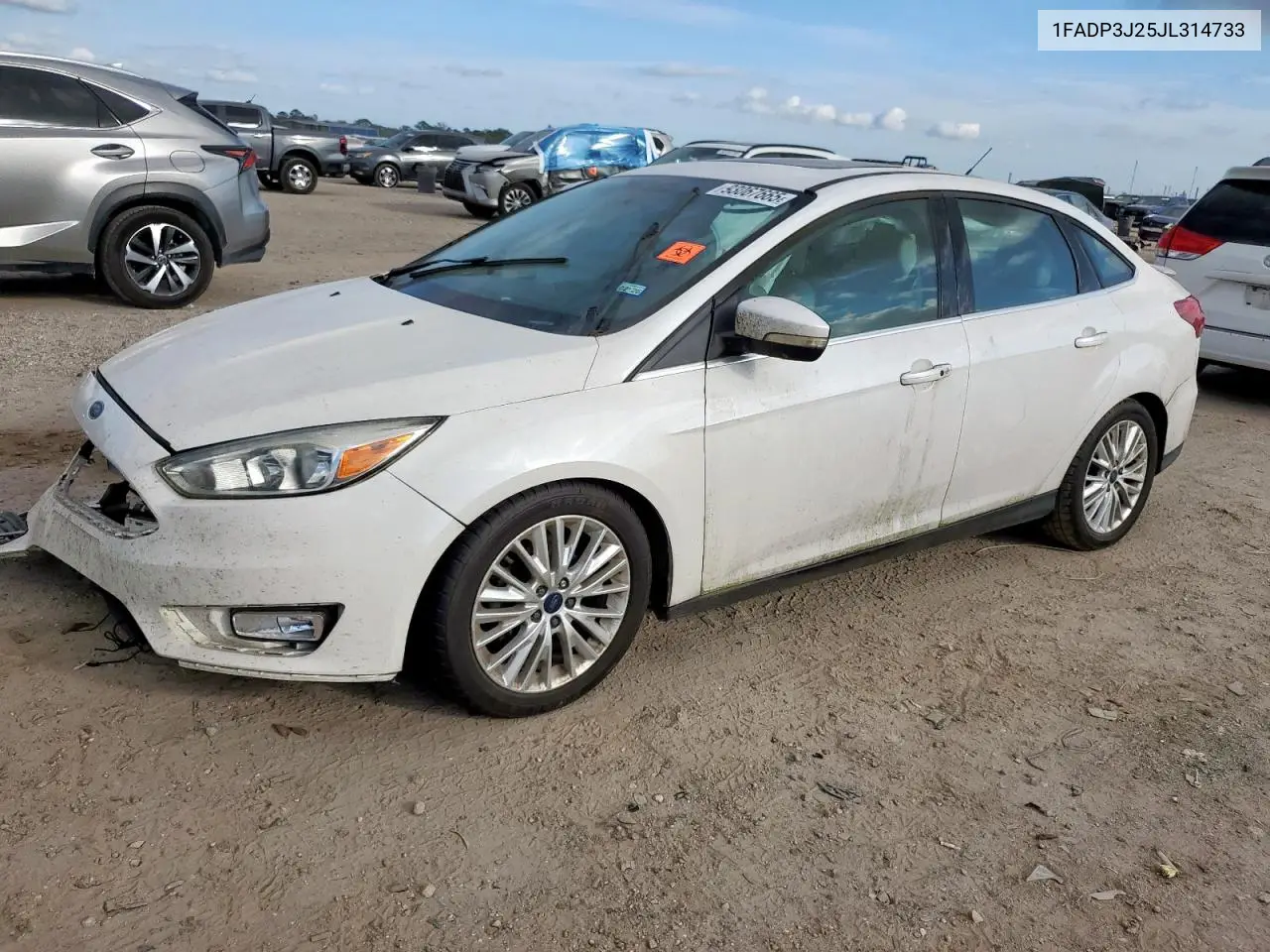1FADP3J25JL314733 2018 Ford Focus Titanium