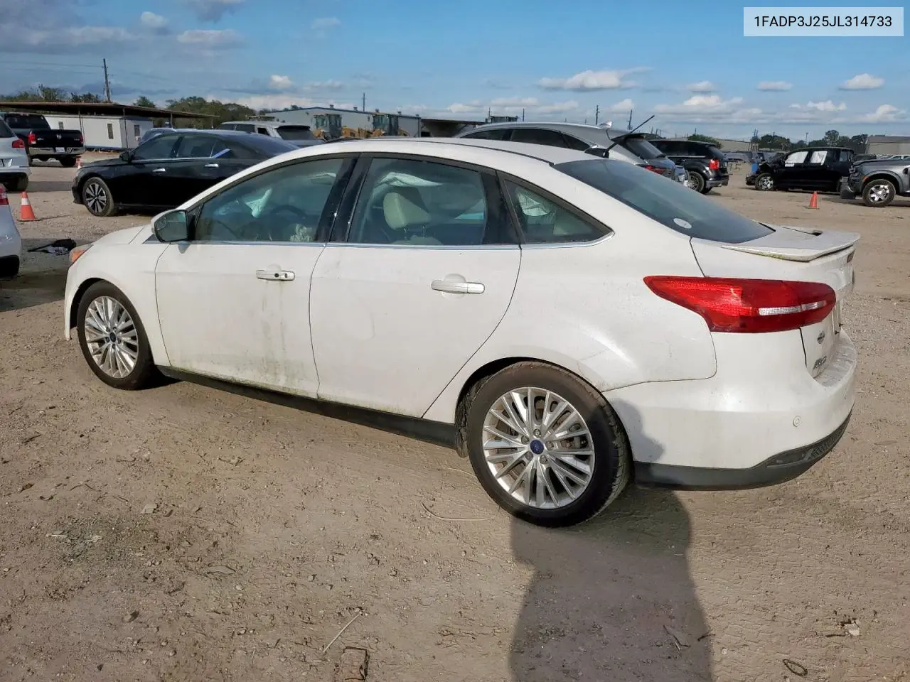 1FADP3J25JL314733 2018 Ford Focus Titanium