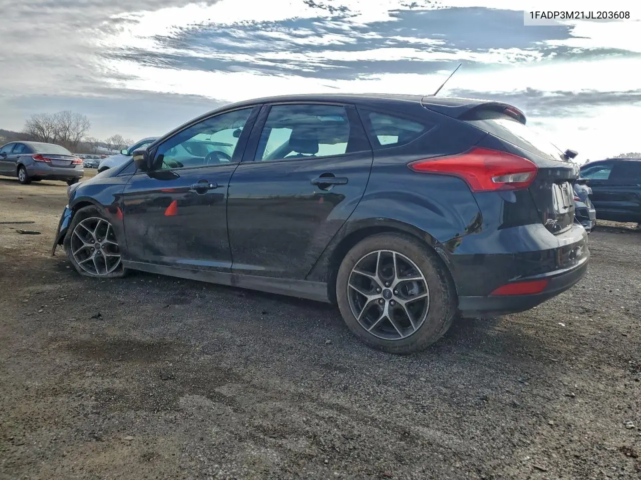 1FADP3M21JL203608 2018 Ford Focus Sel