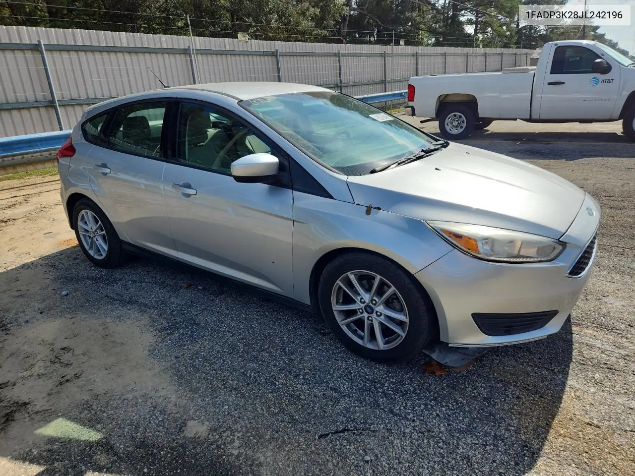 1FADP3K28JL242196 2018 Ford Focus Se