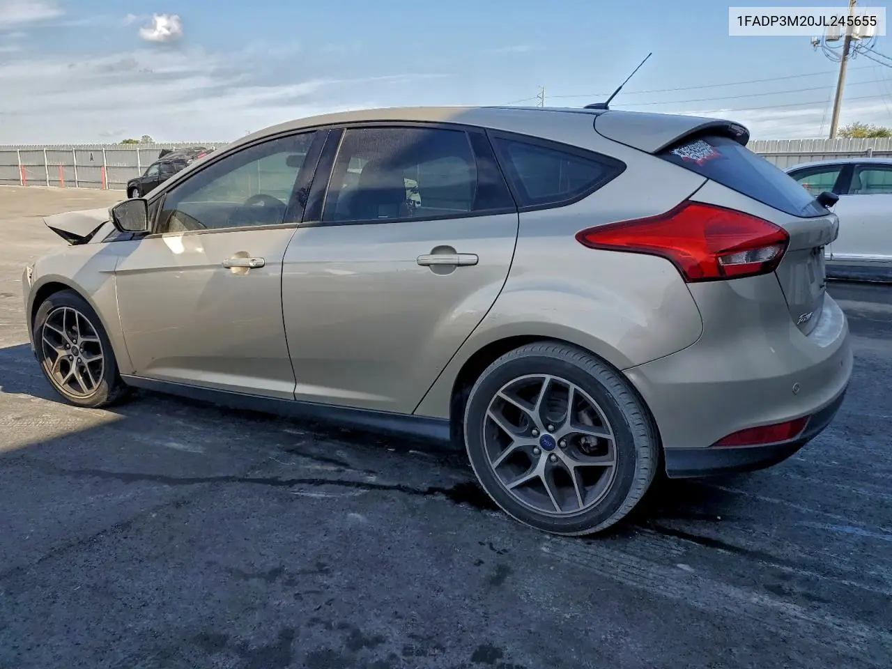 1FADP3M20JL245655 2018 Ford Focus Sel