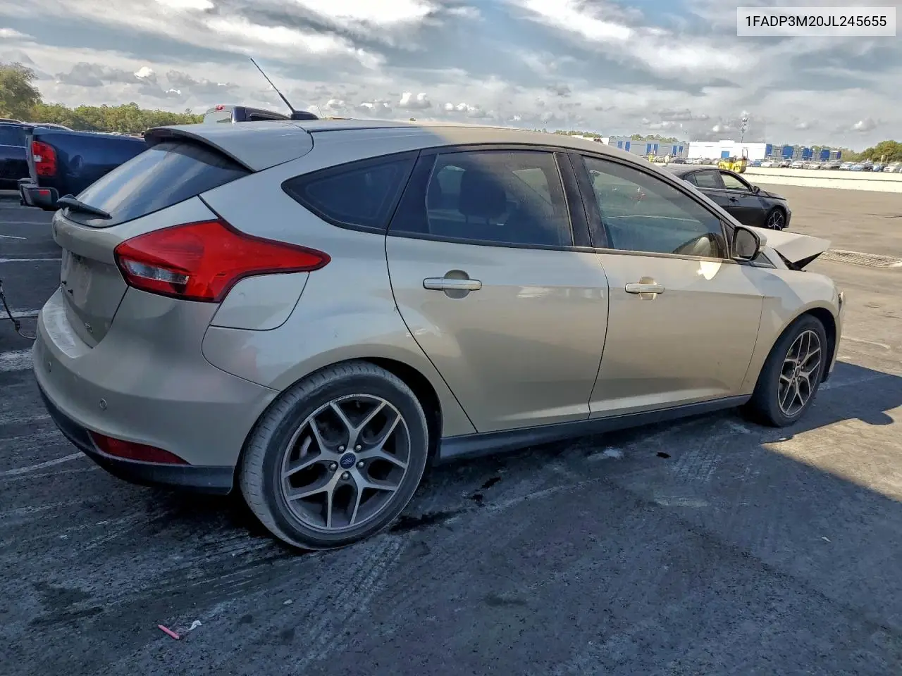 1FADP3M20JL245655 2018 Ford Focus Sel