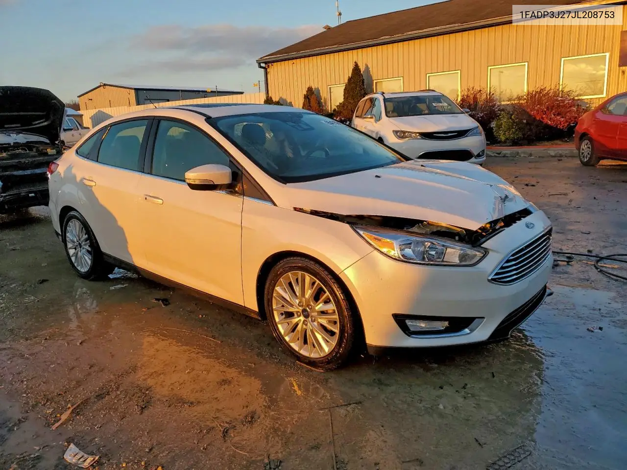 1FADP3J27JL208753 2018 Ford Focus Titanium