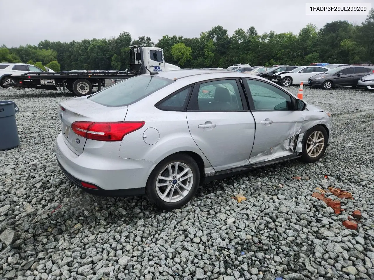 1FADP3F29JL299209 2018 Ford Focus Se