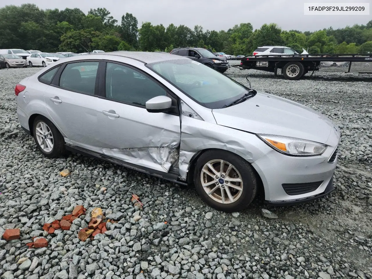 1FADP3F29JL299209 2018 Ford Focus Se