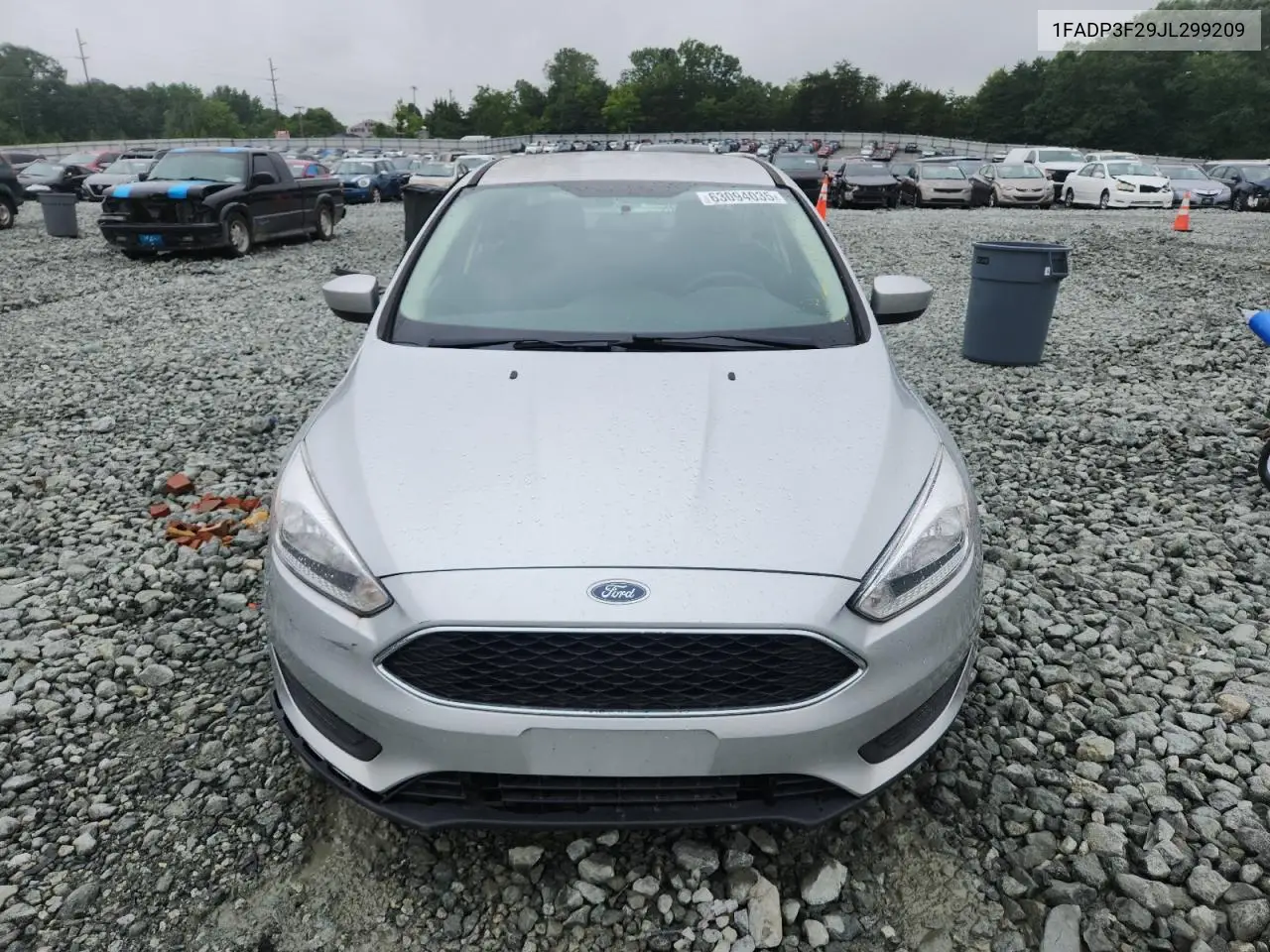 1FADP3F29JL299209 2018 Ford Focus Se