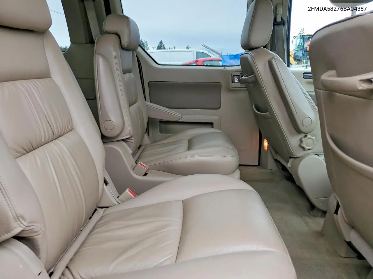 2006 Ford Freestar Limited VIN: 2FMDA58276BA04387 Lot: 77753165