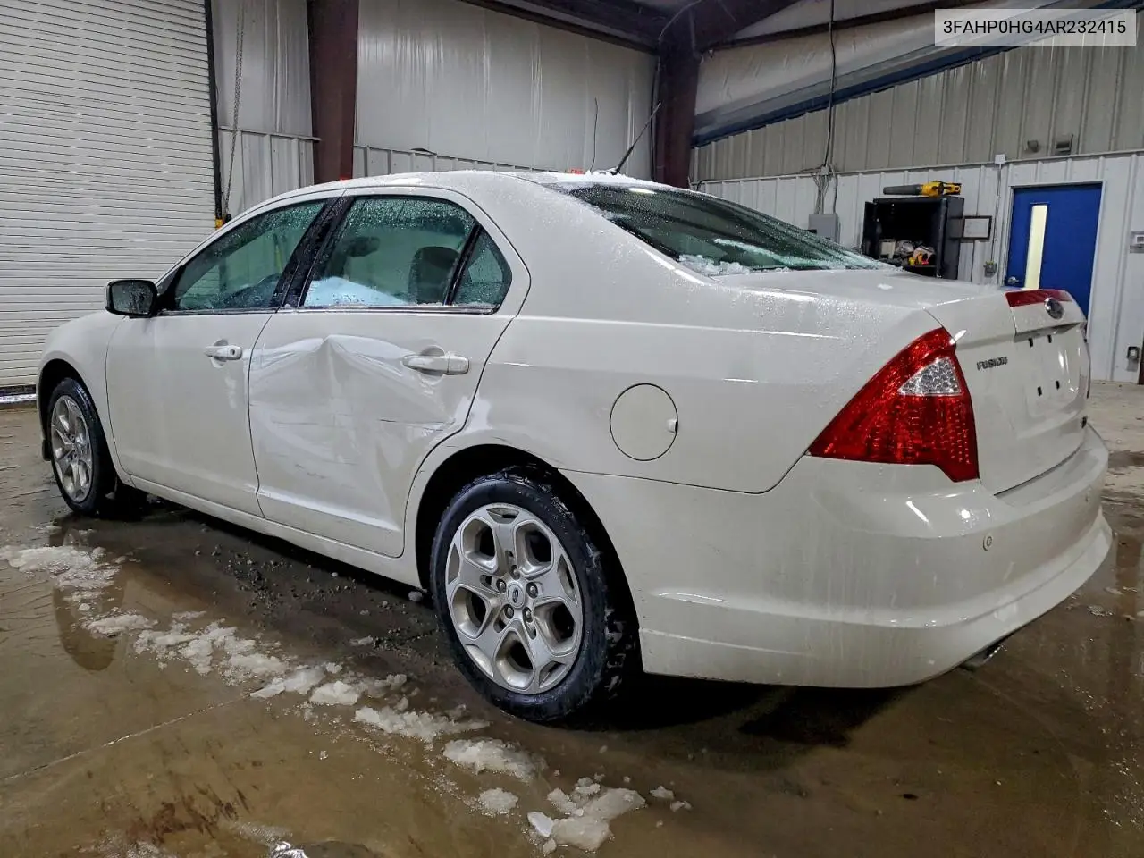 3FAHP0HG4AR232415 2010 Ford Fusion Se