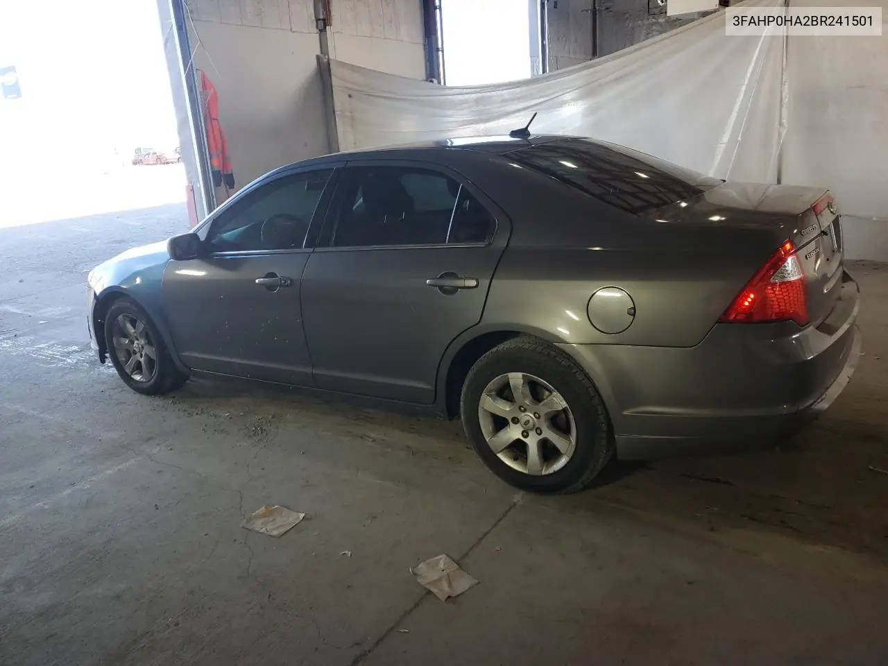 3FAHP0HA2BR241501 2011 Ford Fusion Se